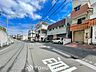 外観：忙しく過ぎゆく日常を置き去るほど、ゆったりした時間が流れる住環境。
