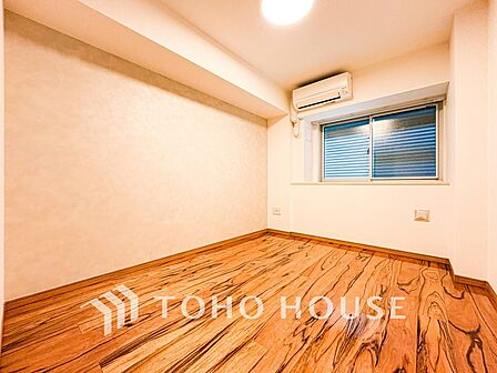 1日の疲れを癒し、心地よく寛げるようゆったりとした広さを確保しています。
