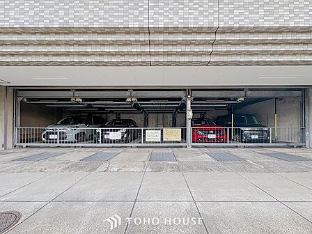 敷地内に駐車スペースがあると、日々の暮らしのをスムーズに運ぶ事が出来ます。