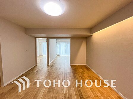 ご家族やお客様との時間など、多くの時を刻む空間。何気なく過ぎる時でさえも上質なひと時に。