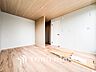 寝室：1日の疲れを癒し、心地よく寛げるようゆったりとした広さを確保しています。