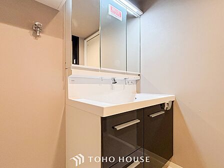 洗面台・洗面所ご家族の1日が始まり、1日の終わりを締めくくる洗面空間。