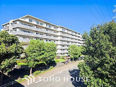 外観:閑静な住宅街の一角、ひと時のくつろぎが生まれ、ゆっくりと愛着が育まれていきます。 外観:閑静な住宅街の一角、ひと時のくつろぎが生まれ、ゆっくりと愛着が育まれていきます。