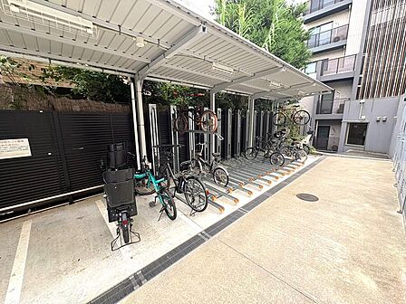 自転車置き場です。