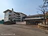 周辺：綾瀬市立春日台中学校　680ｍ