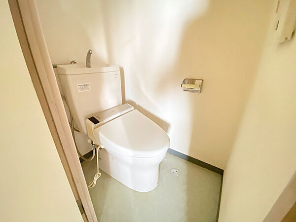 トイレを拡大表示