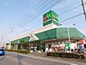 周辺：マルエツ 草加稲荷店　479ｍ　マルエツ 草加稲荷店　479m(徒歩6分)