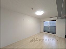 ウエスト　コミタリアIII 203 2階1Kのリビング/ダイニング