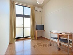 レオパレスＯＹＡＢＵ 106 1階1Kのリビング/ダイニング