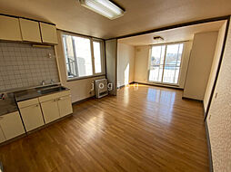 ナイスリー 201 2階1DKのリビング/ダイニング