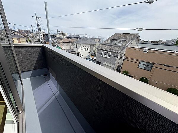 バルコニーを拡大表示