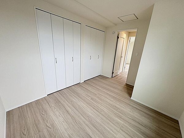 洋室を拡大表示