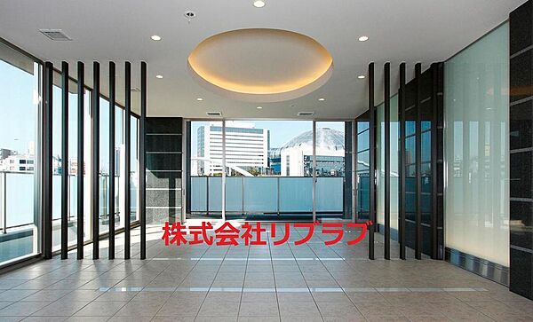 エントランスを拡大表示