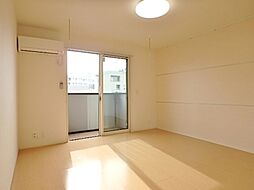 ラシーヌ・コート 1階1Kのリビング/ダイニング