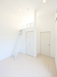 フォルゴーレ 102 1階1Kのリビング/ダイニング