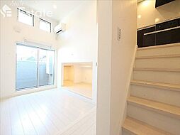 名古屋市営東山線 本陣駅 徒歩10分の賃貸アパート 2階1SKのリビング/ダイニング