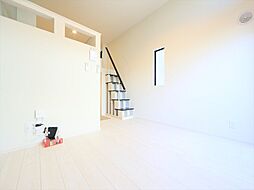 ジラソーレ 103 1階1SKのリビング/ダイニング