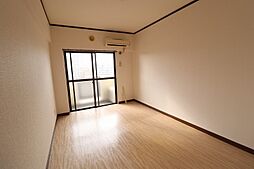 ライオンズコート21 107 1階ワンルームのリビング/ダイニング