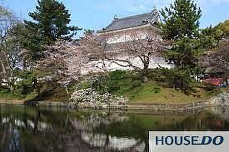 亀城公園 徒歩9分。 720m