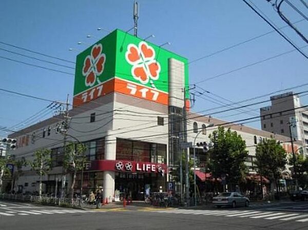 画像19:ライフ菊川店 837m