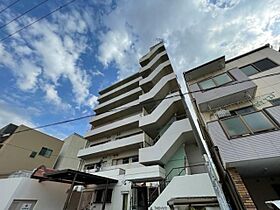 ファミリーハイツ九条  ｜ 大阪府大阪市西区九条南４丁目（賃貸マンション2LDK・3階・48.00㎡） その1