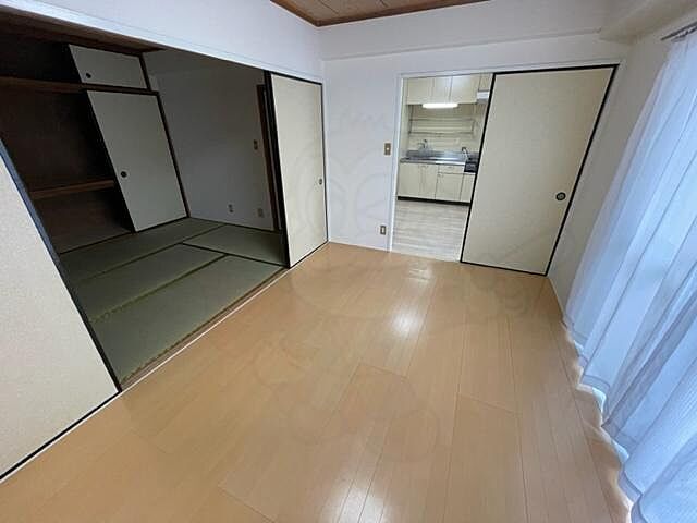 寝室