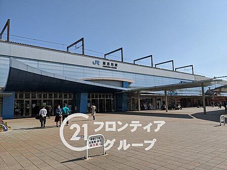 加古川駅(JR西日本 山陽本線) 徒歩30分。 2280m