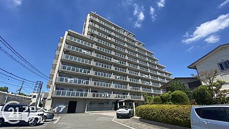住まい探しで後悔しないためのポイントをスタッフがお伝えします。検討中の方もそうでない方も、まずは一度お話を聞かせてください