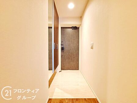 はじめてのマイホーム購入は、わからないことだらけで当然です。資金計画から物件選びまで、順を追ってスタッフが一緒に考えていきます