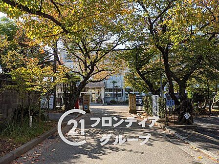 高砂市立宝殿中学校 徒歩16分。 1230m