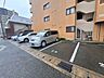 駐車場：はじめてのご相談でも、経験豊富なスタッフが丁寧にお話を伺います。住まいのことで気になることがあれば、いつでもお声がけください。