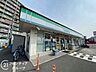 周辺：ファミリーマート東大阪瓜生堂店 徒歩2分。 140m