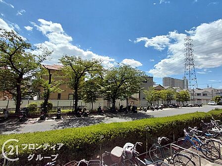 お客様にあった住宅ローンをご提案させていただきます