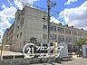 周辺：東大阪市立義務教育学校池島学園中学部 徒歩10分。 750m