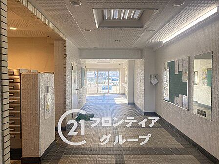 写真だけではわからない採光・広さ・周辺環境の実感は、実際に足を運んでみることが一番です。ご見学はいつでもご予約いただけます