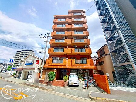 住まい探しで後悔しないためのポイントをスタッフがお伝えします。検討中の方もそうでない方も、まずは一度お話を聞かせてください