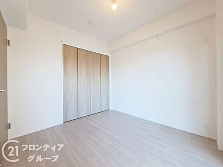 住まい選びは、価格や立地だけでなく、将来の暮らし方まで含めて考えることが大切です。今の段階で気になっていることを、まずスタッフに話してみてください