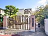 周辺：八尾市立成法中学校 徒歩9分。 670m