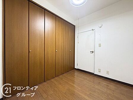 エリアの特性や周辺環境についての情報提供も行っています。物件だけでなく、地域の暮らしやすさも含めてご確認いただけます