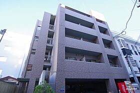 大阪府大阪市淀川区十三本町1丁目（賃貸マンション1K・5階・24.00㎡） その1