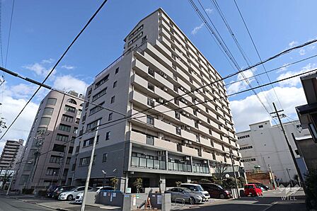 丸美ロイヤル港の外観(南西側から)