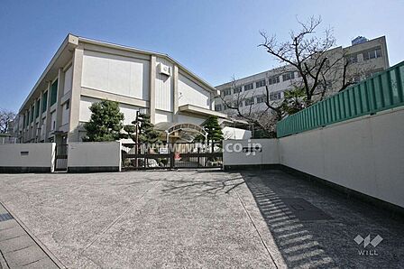 神沢中学校[公立]の外観