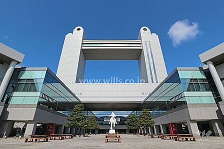 白鳥公園(名古屋国際会議場・白鳥庭園)の外観