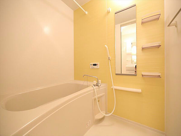 画像6:バスルーム　浴室追焚機能　浴室暖房乾燥機