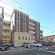 愛知県名古屋市名東区小池町（賃貸マンション1K・5階・24.80㎡） その1