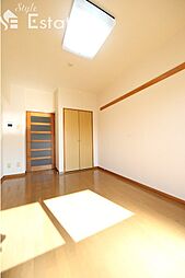 名古屋市営東山線 本山駅 徒歩4分の賃貸マンション 5階1Kのリビング/ダイニング