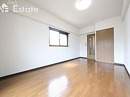 JR中央本線 新守山駅 徒歩9分の賃貸マンション 4階1Kのリビング/ダイニング