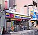 周辺：ミニストップ 覚王山駅前店（645m）