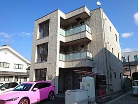 ＣＡＳＡ　ＦＩＧＬＩＡ  ｜ 長野県松本市本庄１丁目（賃貸マンション1R・3階・30.00㎡） その1