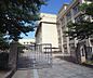 周辺：花山中学校まで398m